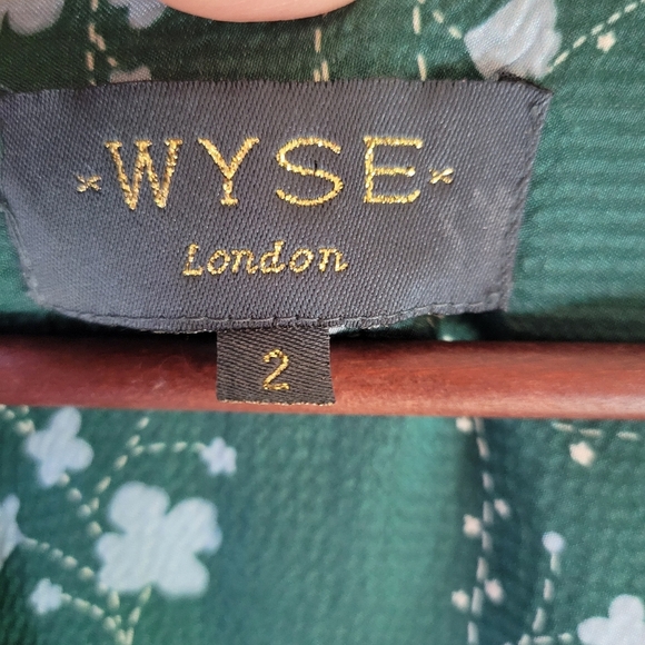 Wyse London shira blossom ditsy floral satin long sleeve maxi dress green 6 - Picture 13 of 14